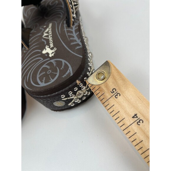 Montana West Women Sz 8 Platform Flip Flops Brown Silver Concho Studs Western - Picture 8 of 12